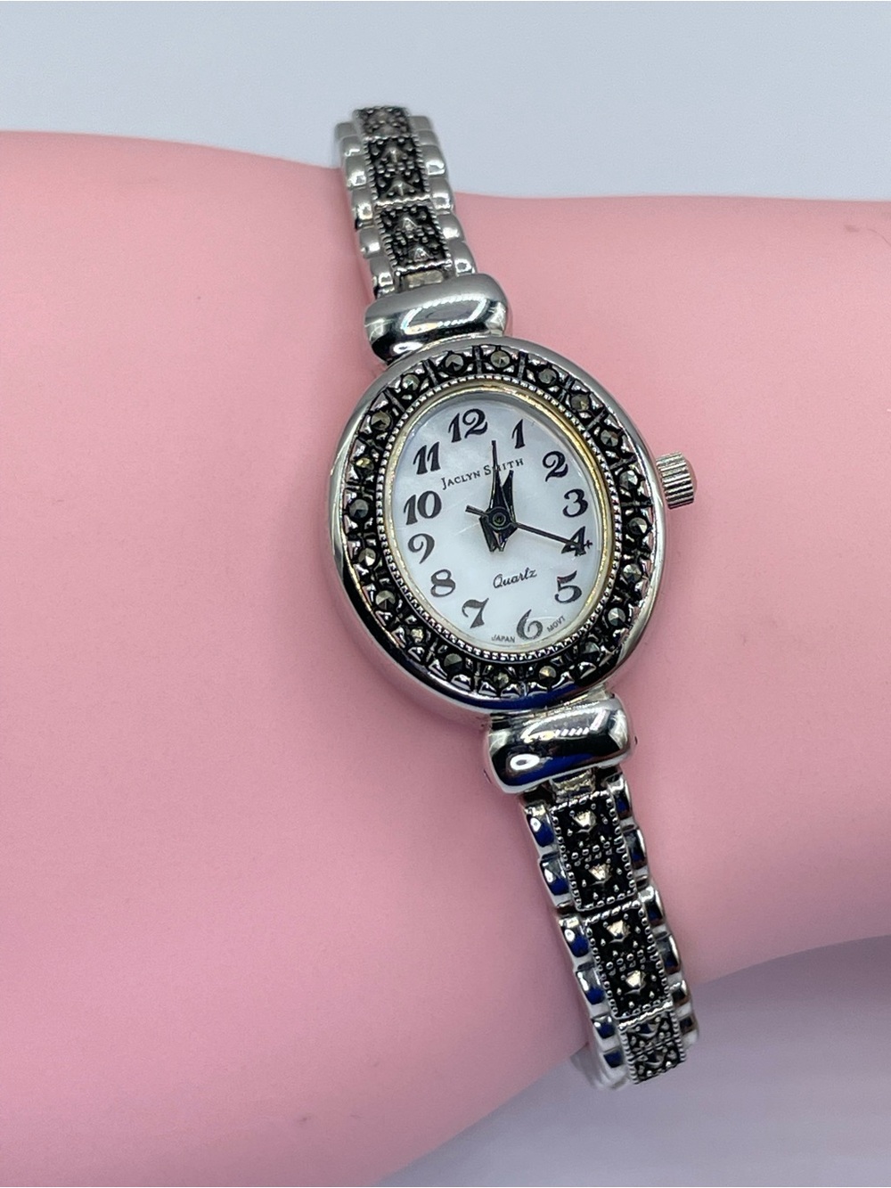 Jaclyn Smith Silver Tone Marcasite Style Bracelet Watch Fresh Battery Working